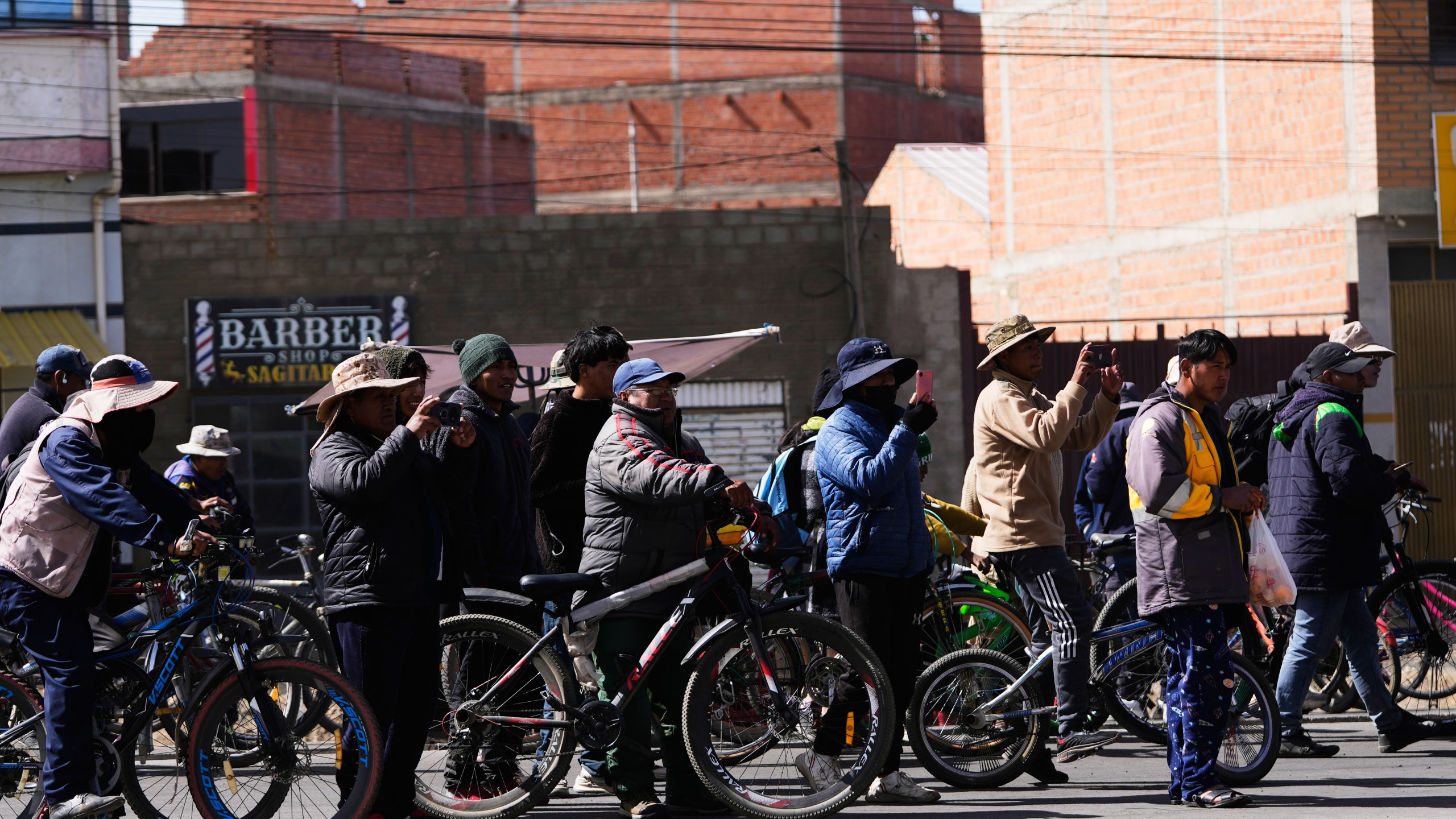 Bolivia in Crisis: Thousands Protest Over Unpaid Healthcare Worker Bonuses