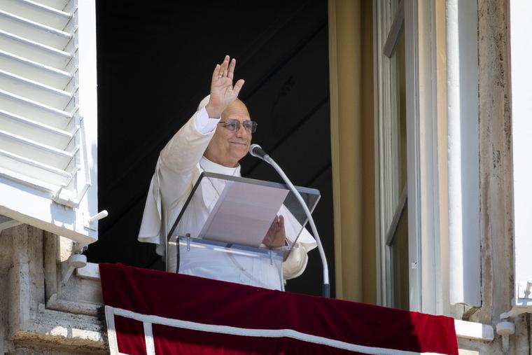 Vatican Radio Celebrates 95th Anniversary with New Jingle