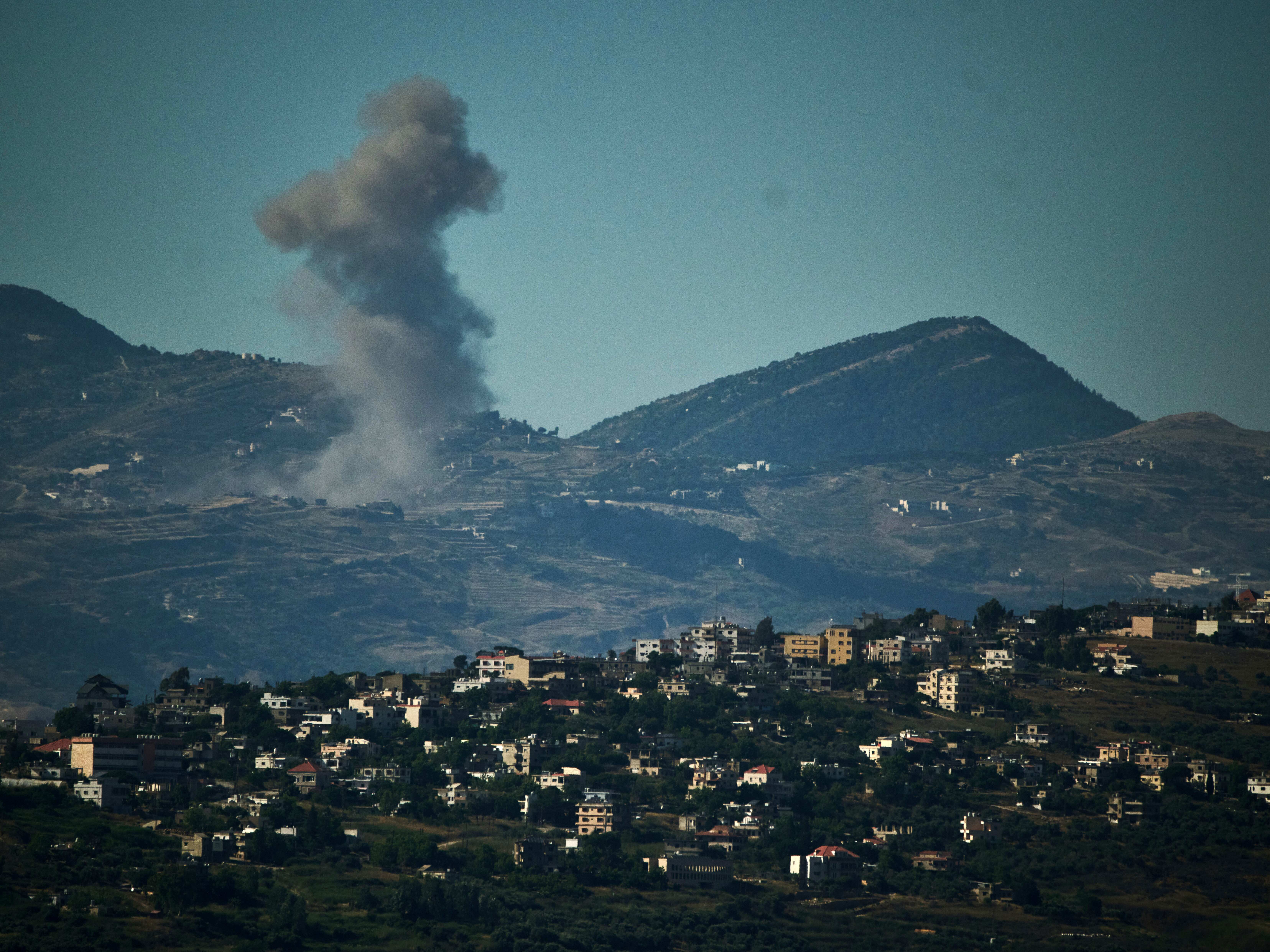 Israeli Strikes Kill Four in Southern Lebanon Including Security Member and Child