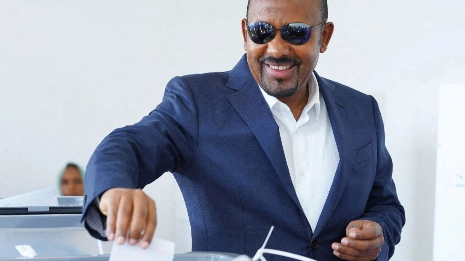 Nobel Peace Prize winner triumphs at Ethiopian polles but fear grow of new conflict