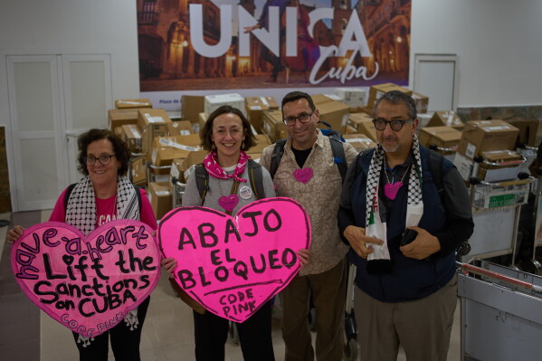 Amid US pressure, Mexico and Belize send aid to Cuba
