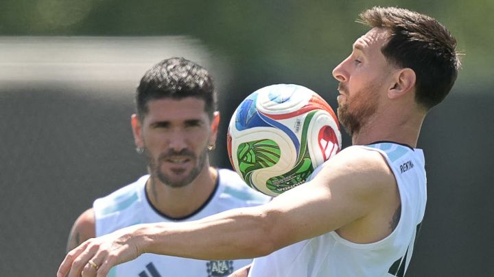 Unstoppable Messi hits another high with Selección’s solid support